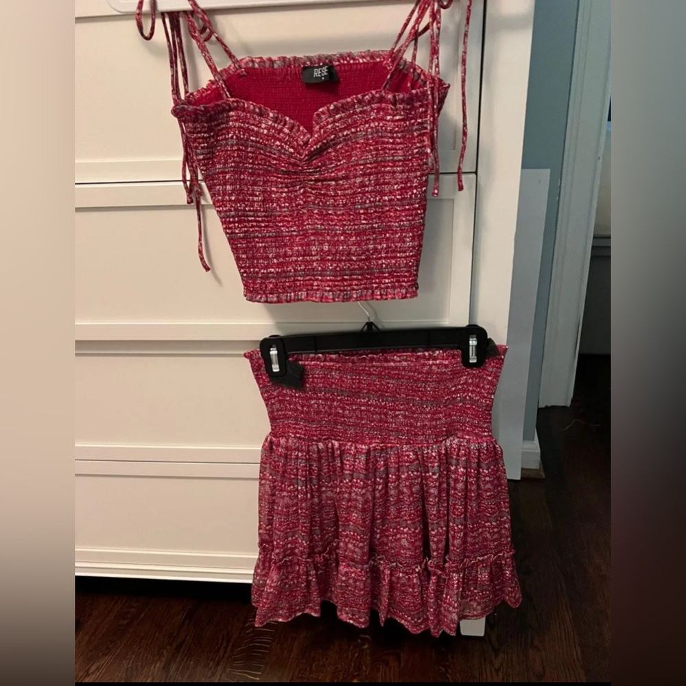 Reset red set. Worn twice super cute and comfy!